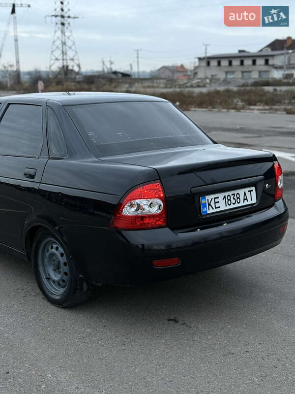 Седан ВАЗ / Lada 2170 Priora 2010 в Миколаєві