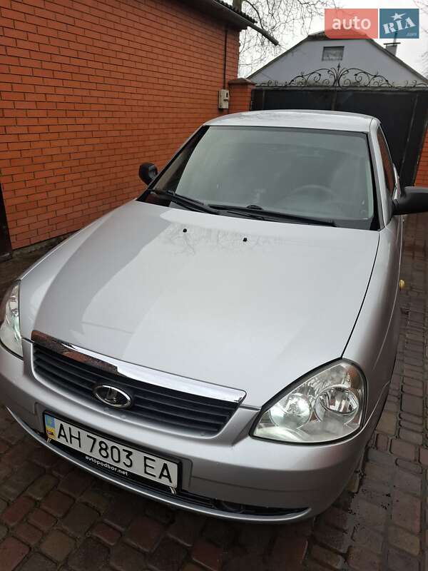 Седан ВАЗ / Lada 2170 Priora 2008 в Ромнах