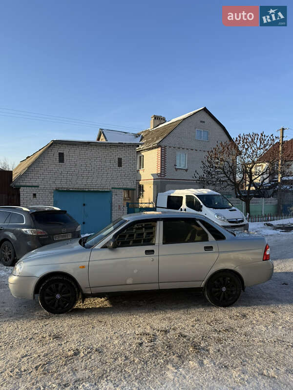 Седан ВАЗ / Lada 2170 Priora 2007 в Чернигове