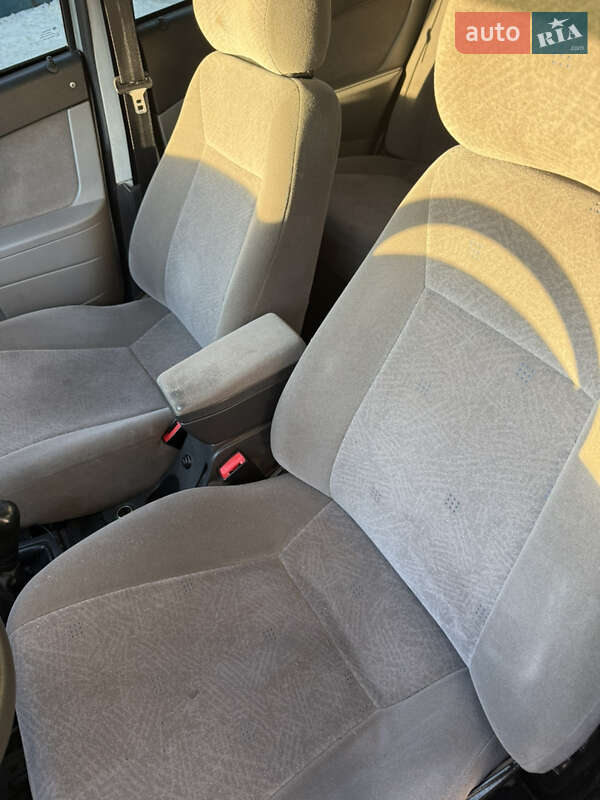 Седан ВАЗ / Lada 2170 Priora 2007 в Чернигове