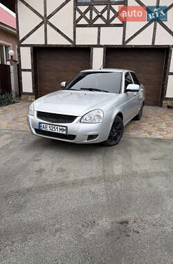Седан ВАЗ 2170 Priora 2010 в Дніпрі