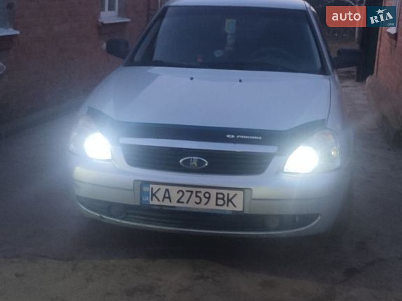 Седан ВАЗ / Lada 2170 Priora 2008 в Ровном