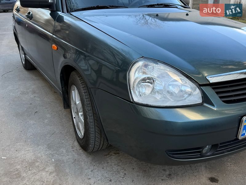 Седан ВАЗ / Lada 2170 Priora 2011 в Харькове