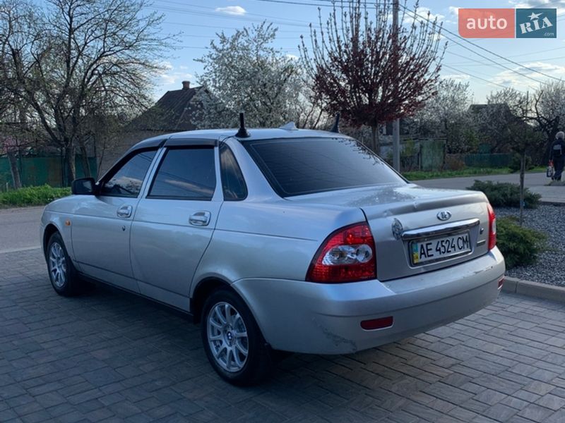 Седан ВАЗ / Lada 2170 Priora 2008 в Кривом Роге