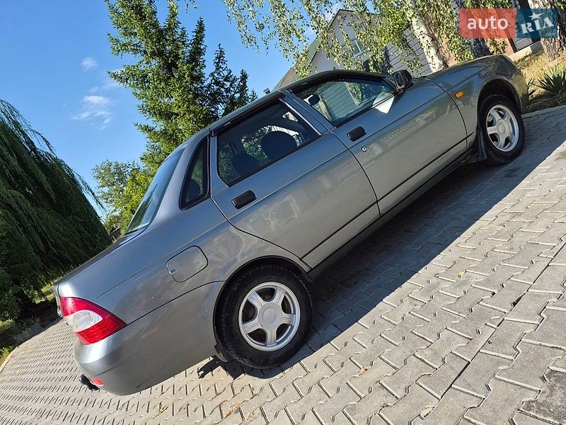 Седан ВАЗ / Lada 2170 Priora 2008 в Черновцах фото 9 Седан ВАЗ / Lada 2170 Priora 2008 в Черновцах