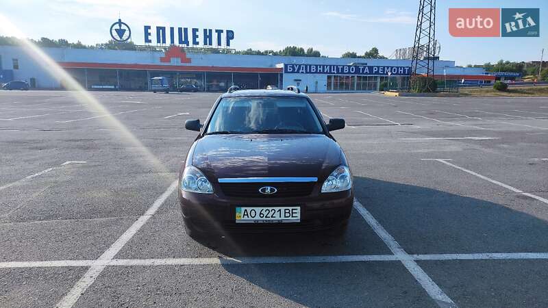 Универсал ВАЗ / Lada 2171 Priora 2010 в Ужгороде