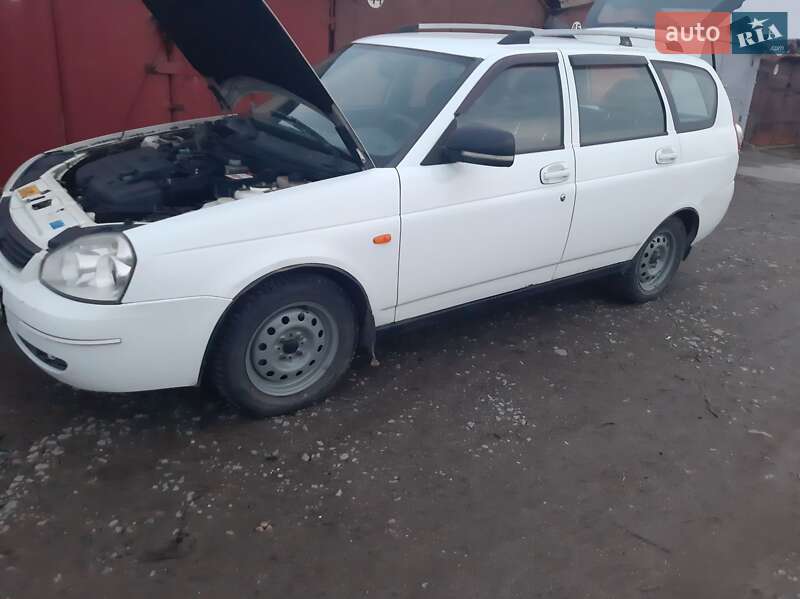 Универсал ВАЗ / Lada 2171 Priora 2009 в Киеве