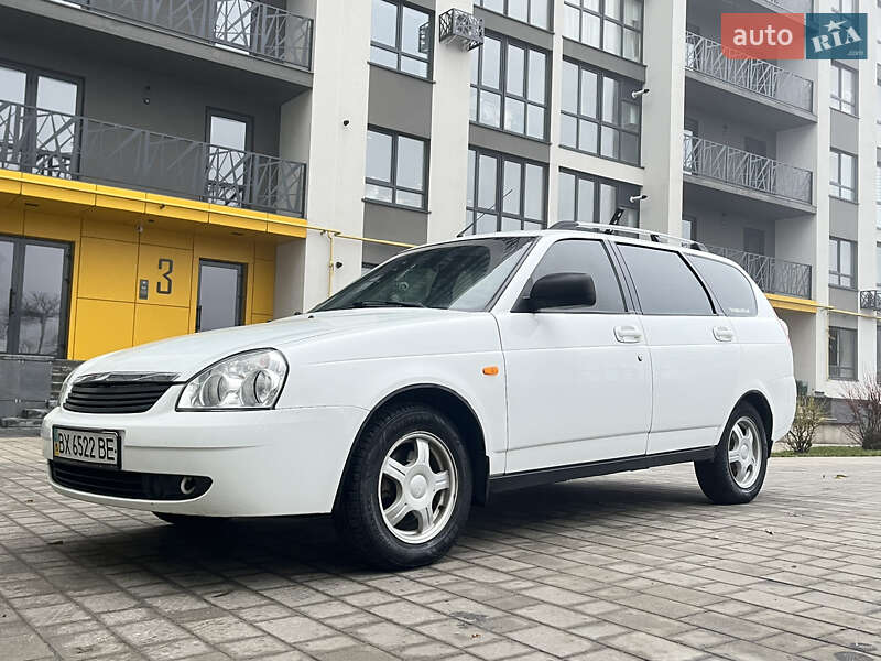 Універсал ВАЗ / Lada 2171 Priora 2011 в Хмельницькому