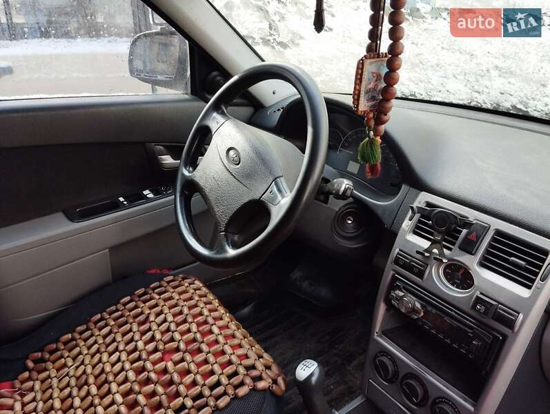 Универсал ВАЗ / Lada 2171 Priora 2011 в Кривом Роге