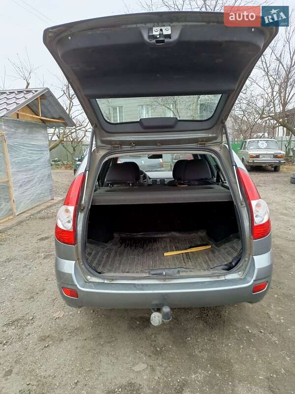 Универсал ВАЗ / Lada 2171 Priora 2011 в Подгородном
