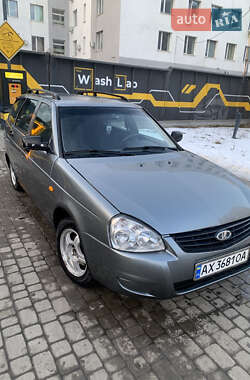 Универсал ВАЗ 2171 Priora 2011 в 