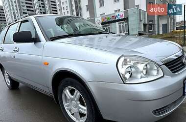 Универсал ВАЗ 2171 Priora 2009 в 