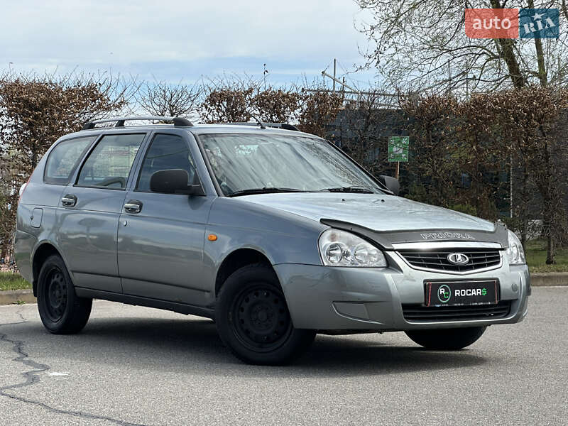 Универсал ВАЗ / Lada 2171 Priora 2012 в Киеве фото 5 Универсал ВАЗ / Lada 2171 Priora 2012 в Киеве