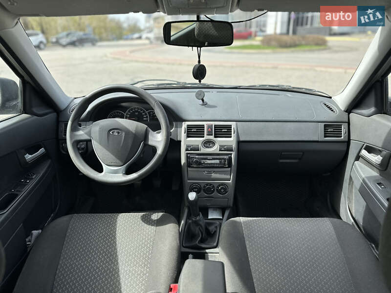 Универсал ВАЗ / Lada 2171 Priora 2012 в Киеве фото 44 Универсал ВАЗ / Lada 2171 Priora 2012 в Киеве