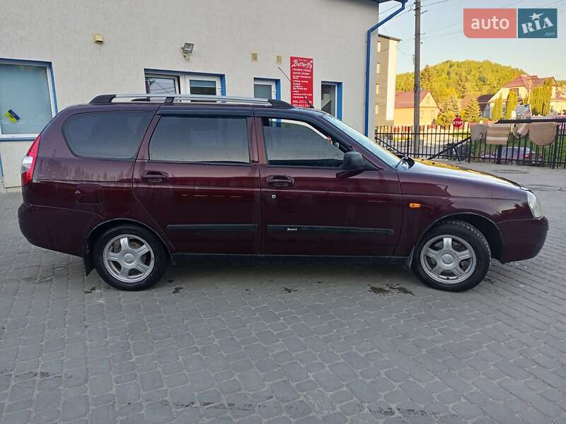 ВАЗ / Lada 2171 Priora 2011