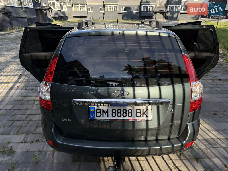 Універсал ВАЗ / Lada 2171 Priora 2011 в Охтирці