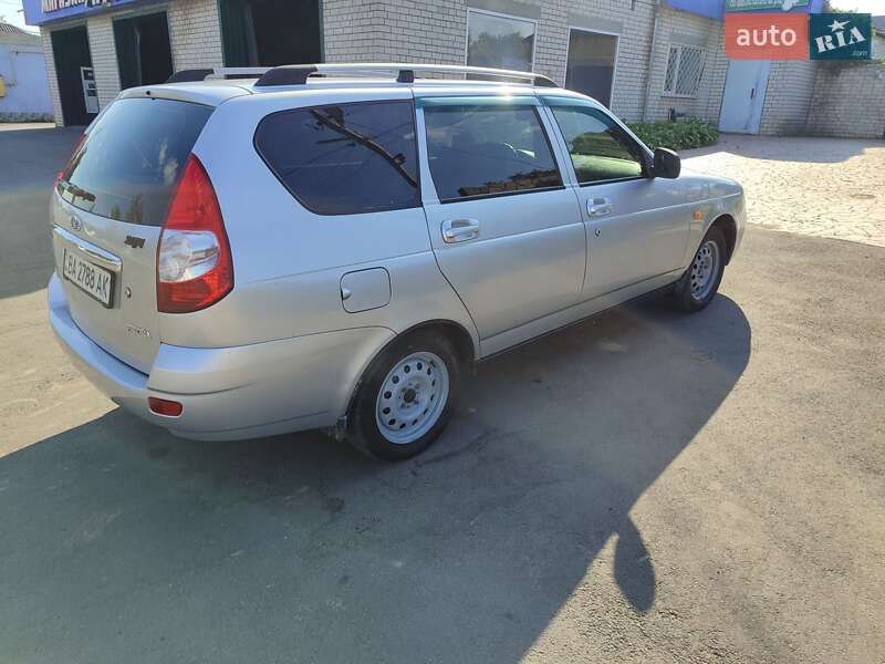 Универсал ВАЗ / Lada 2171 Priora 2011 в Александрие