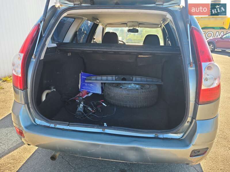 Универсал ВАЗ / Lada 2171 Priora 2011 в Киеве фото 14 Универсал ВАЗ / Lada 2171 Priora 2011 в Киеве