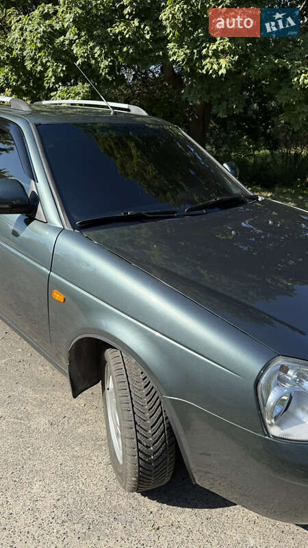 Універсал ВАЗ / Lada 2171 Priora 2011 в Охтирці