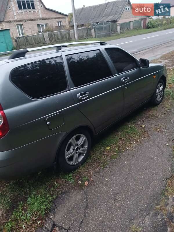 Универсал ВАЗ / Lada 2171 Priora 2012 в Стоянке