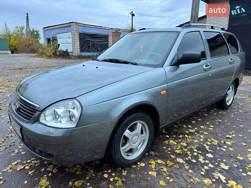 Универсал ВАЗ / Lada 2171 Priora 2010 в Ахтырке фото 12 Универсал ВАЗ / Lada 2171 Priora 2010 в Ахтырке