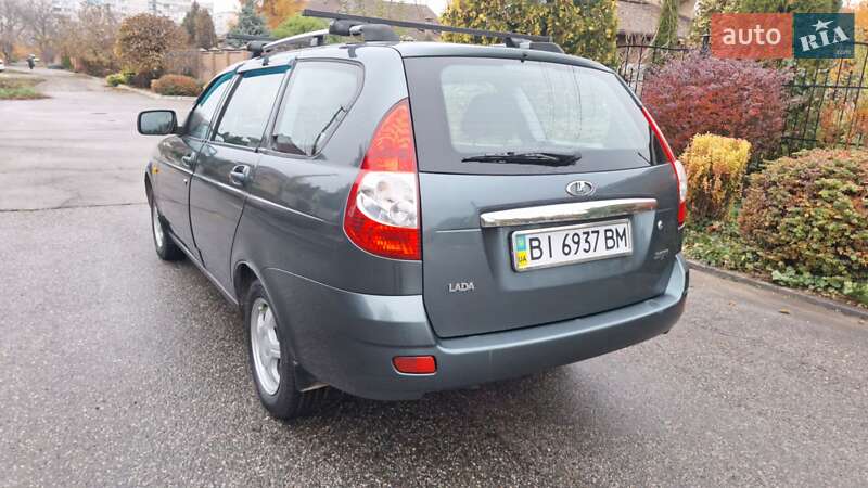 Універсал ВАЗ / Lada 2171 Priora 2011 в Полтаві
