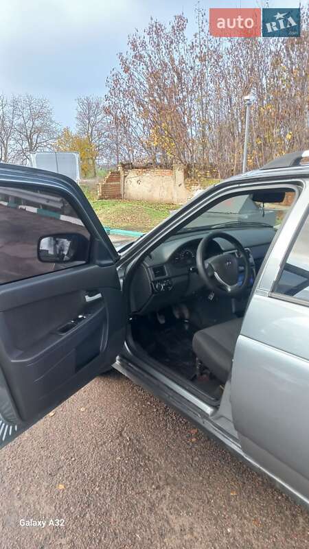 Універсал ВАЗ / Lada 2171 Priora 2012 в Кривому Озері фото 7 Універсал ВАЗ / Lada 2171 Priora 2012 в Кривому Озері