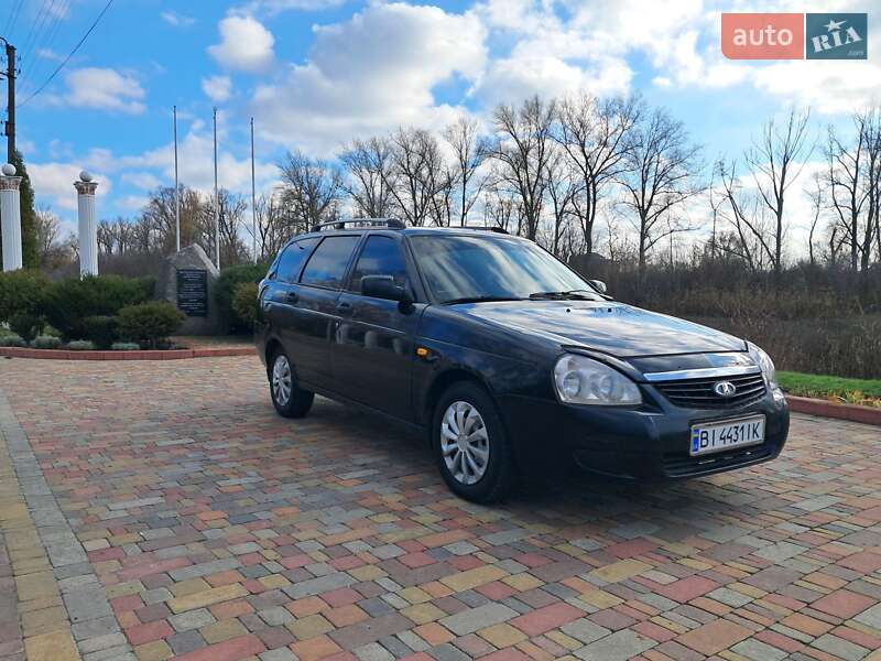 Універсал ВАЗ / Lada 2171 Priora 2010 в Миргороді фото 8 Універсал ВАЗ / Lada 2171 Priora 2010 в Миргороді