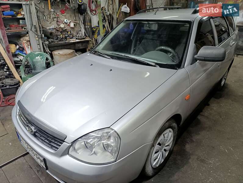 Универсал ВАЗ / Lada 2171 Priora 2011 в Первомайске