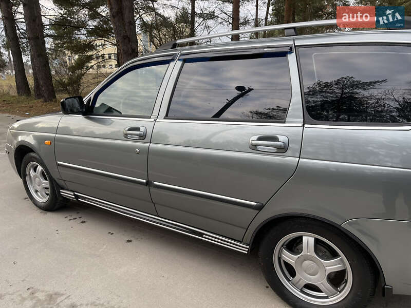 Універсал ВАЗ / Lada 2171 Priora 2011 в Славуті