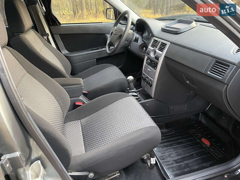 Універсал ВАЗ / Lada 2171 Priora 2011 в Славуті