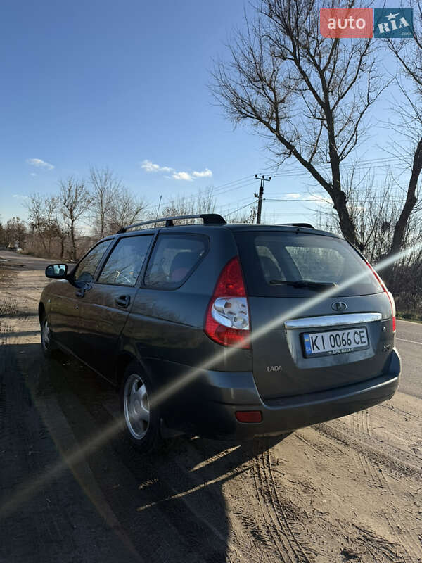 ВАЗ / Lada 2171 Priora 2011 ВАЗ / Lada 2171 Priora 2011