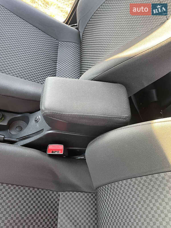 Универсал ВАЗ / Lada 2171 Priora 2013 в Сумах фото 21 Универсал ВАЗ / Lada 2171 Priora 2013 в Сумах