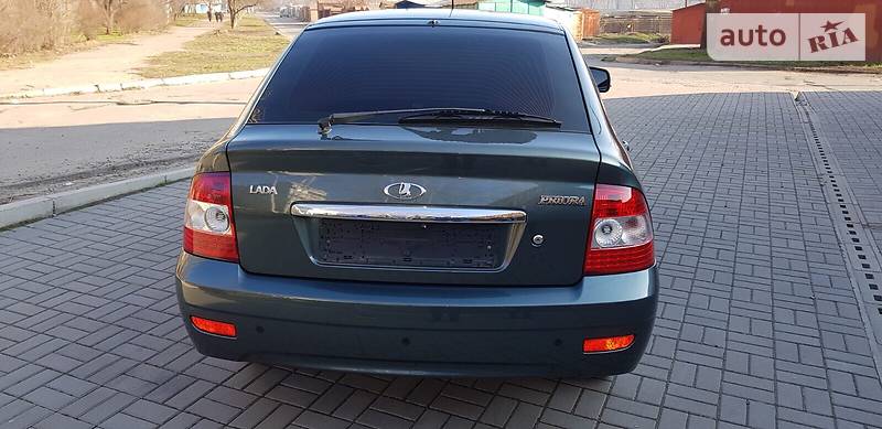 Хетчбек ВАЗ / Lada 2172 Priora 2011 в Запоріжжі