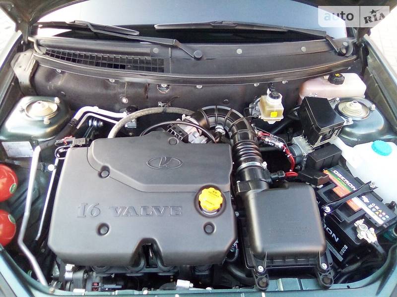 Хетчбек ВАЗ / Lada 2172 Priora 2011 в Запоріжжі
