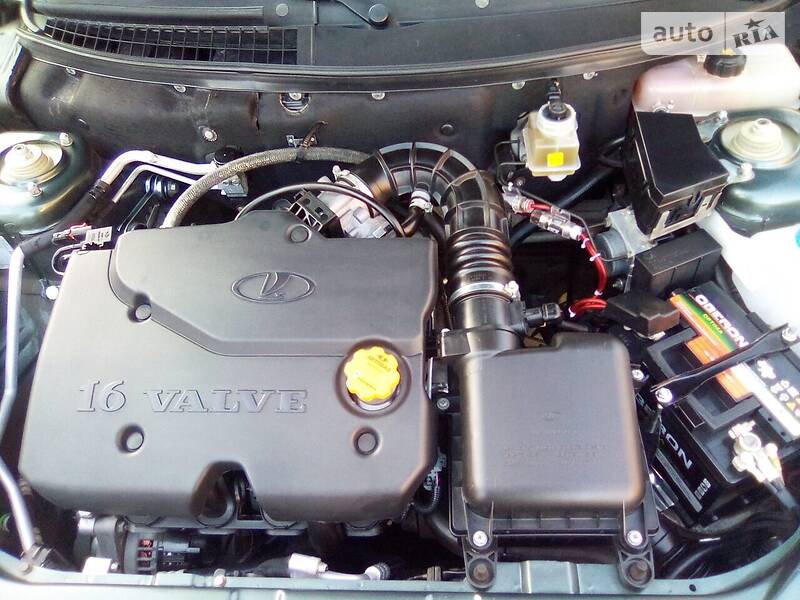 Хетчбек ВАЗ / Lada 2172 Priora 2011 в Запоріжжі