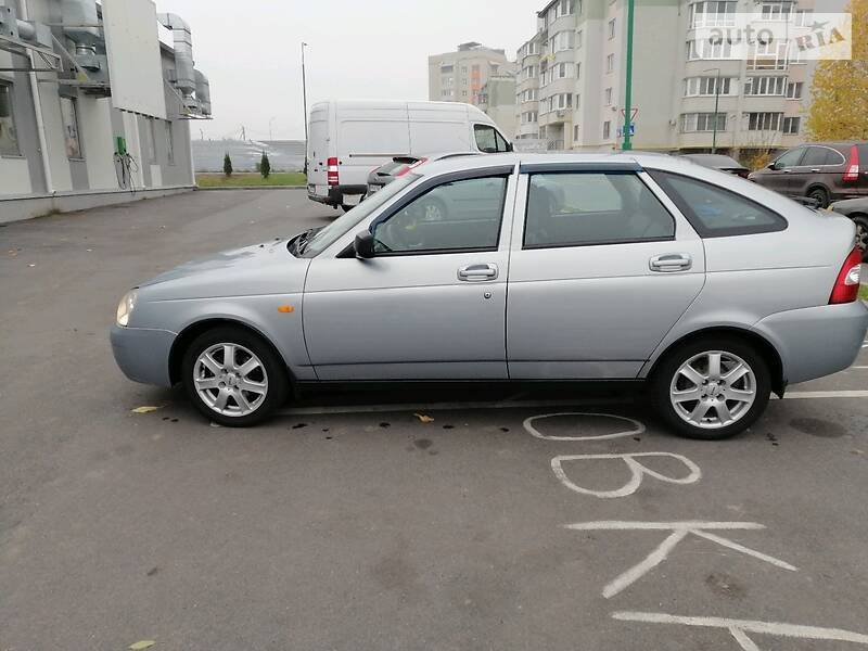 Хэтчбек ВАЗ / Lada 2172 Priora 2009 в Виннице