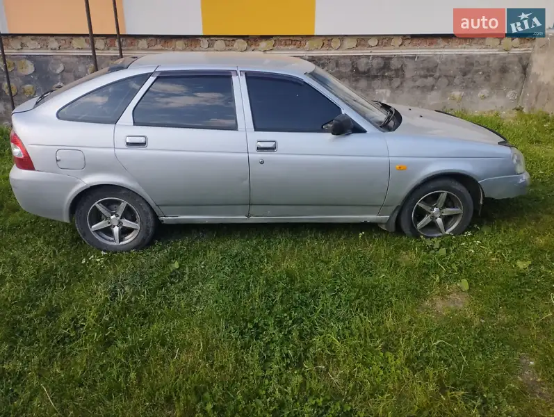 ВАЗ / Lada 2172 Priora 2008 VIN XTA21723080004182 фото оголошення 2 з 33