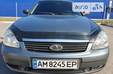 Хэтчбек ВАЗ 2172 Priora 2008 в 