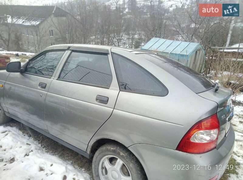 Хетчбек ВАЗ / Lada 2172 Priora 2008 в Міжгір'ї фото 5 Хетчбек ВАЗ / Lada 2172 Priora 2008 в Міжгір'ї