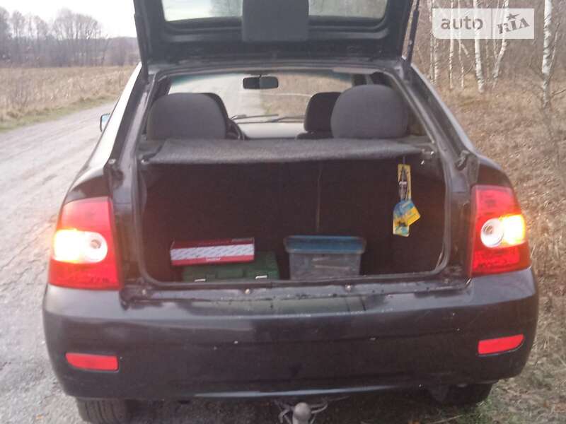 Хэтчбек ВАЗ / Lada 2172 Priora 2008 в Звягеле