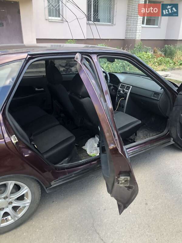 Хэтчбек ВАЗ / Lada 2172 Priora 2012 в Павлограде