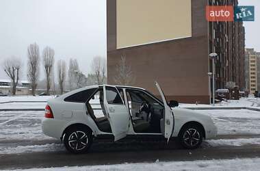 Хэтчбек ВАЗ / Lada 2172 Priora 2008 в Чернигове