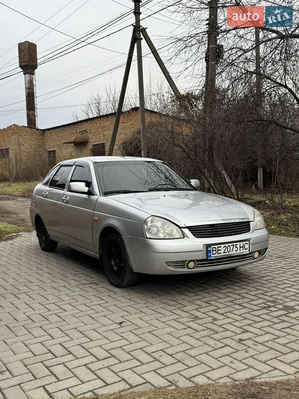 Хэтчбек ВАЗ / Lada 2172 Priora 2008 в Врадиевке