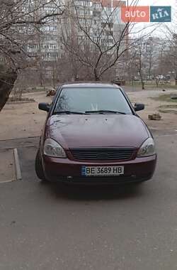 Хэтчбек ВАЗ / Lada 2172 Priora 2008 в Николаеве