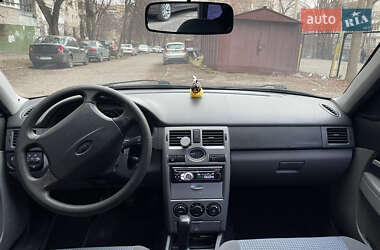 Хэтчбек ВАЗ / Lada 2172 Priora 2008 в Киеве