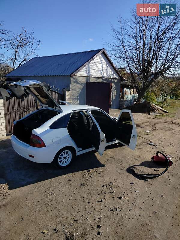 Хетчбек ВАЗ / Lada 2172 Priora 2012 в Снігурівці