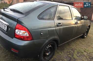 Хэтчбек ВАЗ 2172 Priora 2011 в 