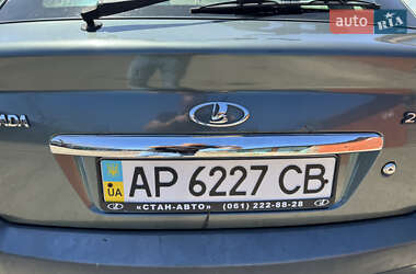 Хэтчбек ВАЗ 2172 Priora 2011 в 