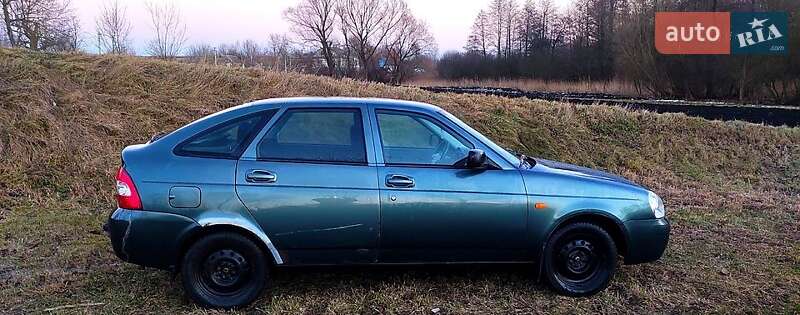 Хетчбек ВАЗ / Lada 2172 Priora 2008 в Києві